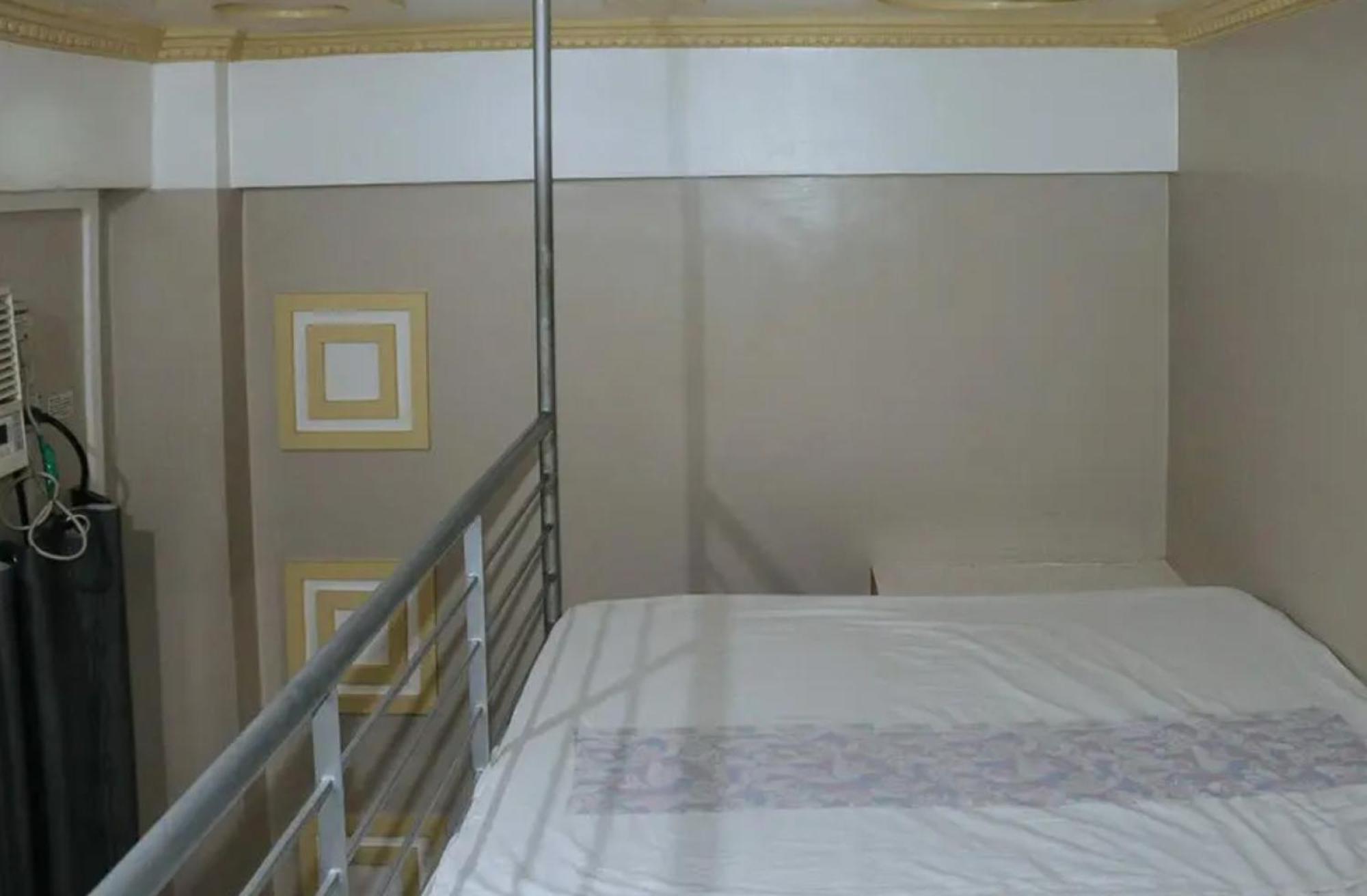 Reddoorz Near Colgante Bridge Naga City Exterior photo